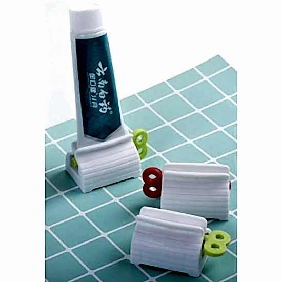 Çevirmeli Diş Macun Sıkacağı 1 Adet